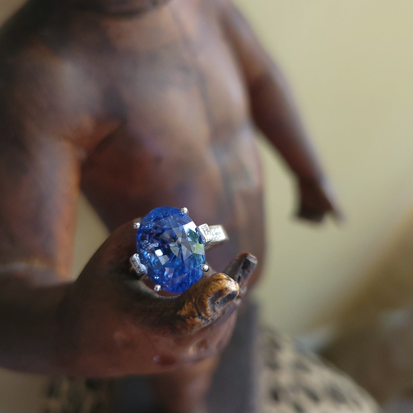 Ceylon No Heat Sapphire Ring White Gold