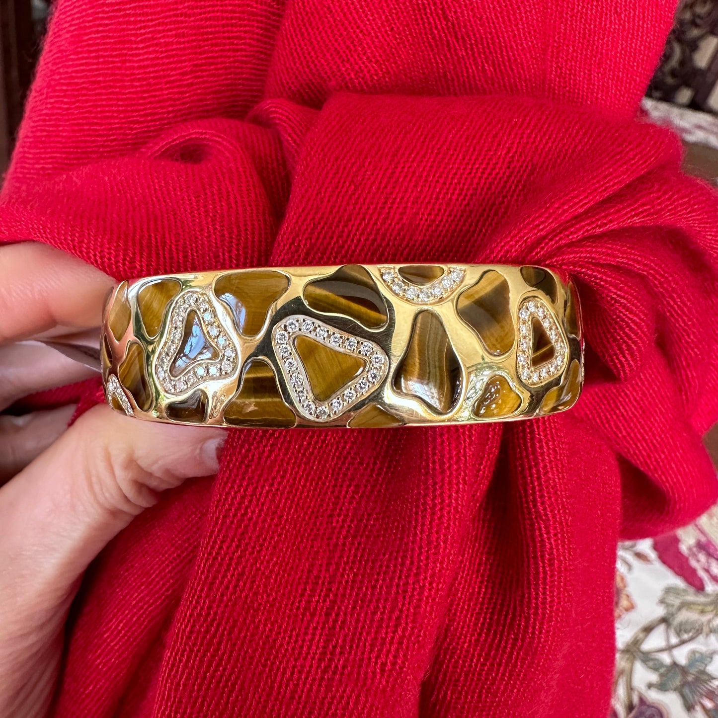 Roberto Coin Giraffe Collection Tiger Eye & Diamond Bangle in 18k Yellow Gold