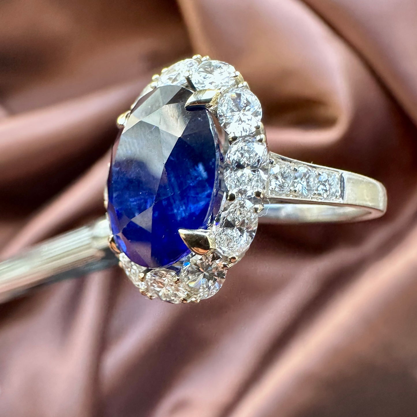 AGL Certified Blue Sapphire & Oval Diamond Halo Ring in 18k White Gold — 12.89 Carats