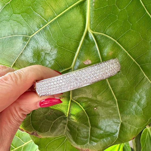 Diamond Pave Bangle Bracelet 18k White Gold
