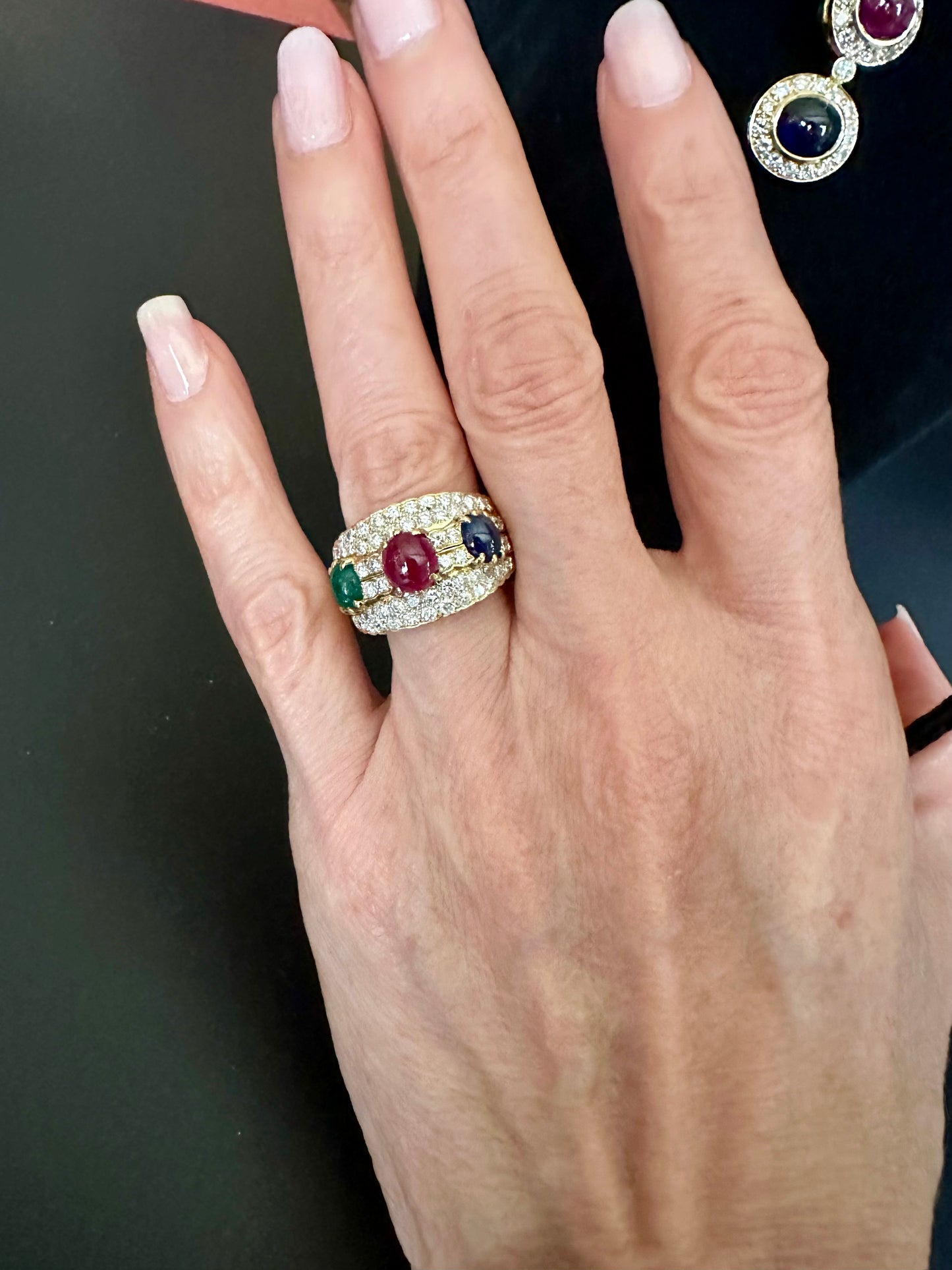 80's Vintage Cabochon Emerald, Sapphire, Rubies and Diamond Set 18k