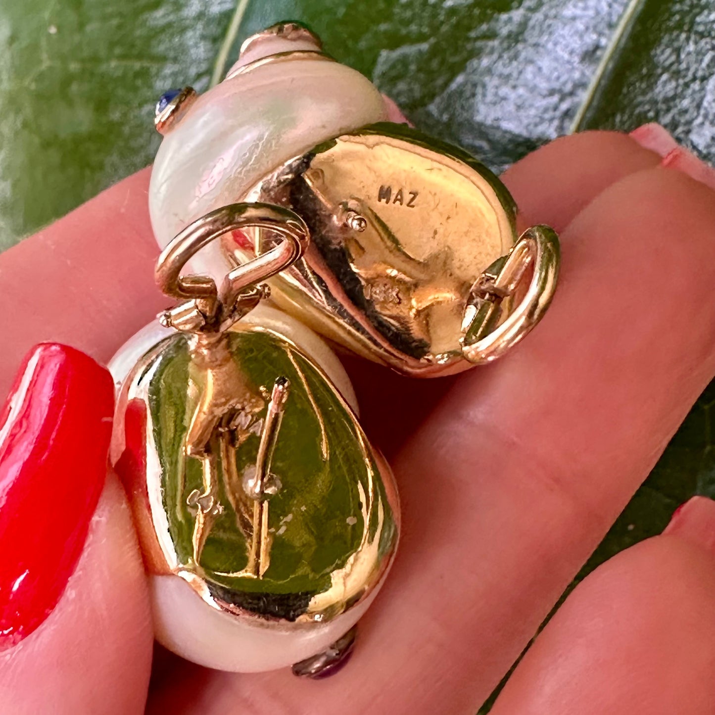MAZ Vintage Turbo Shells Earring 14k Gold