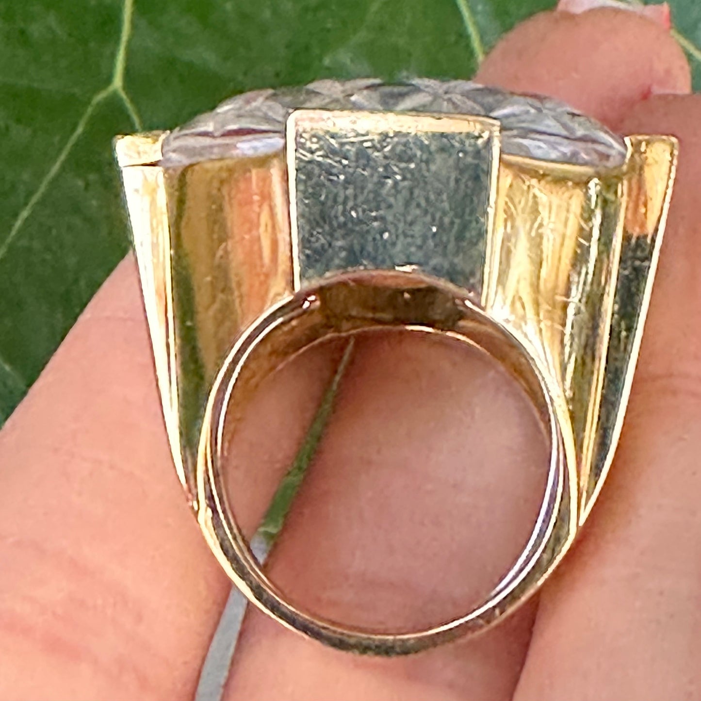 David Webb Crystal Pool Cocktail Ring 18k Yellow Gold