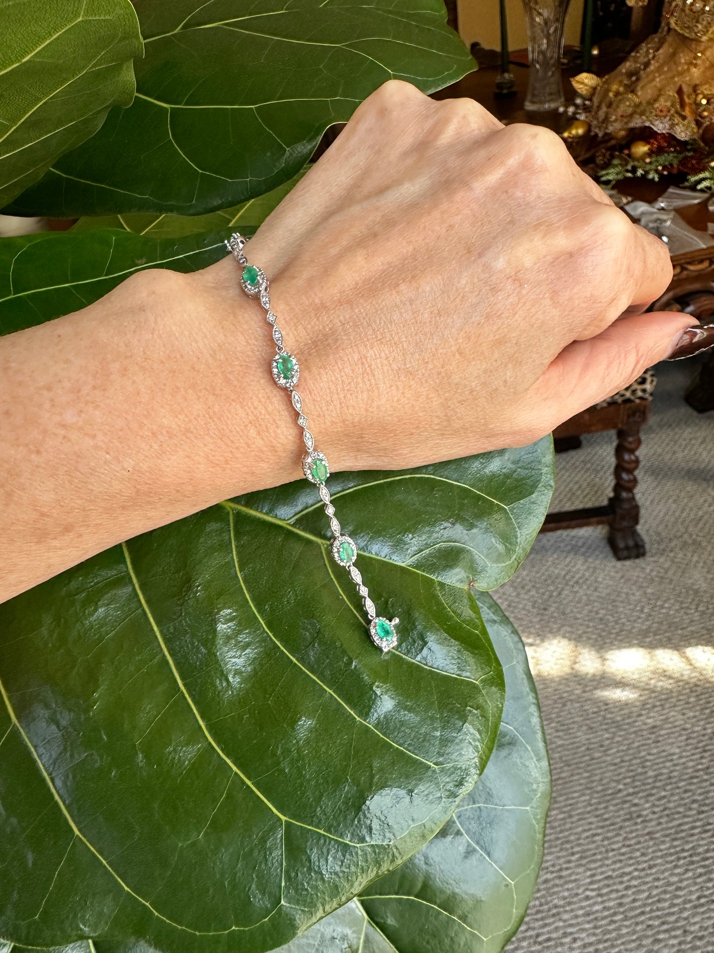 Emerald & Diamond White Gold Bracelet