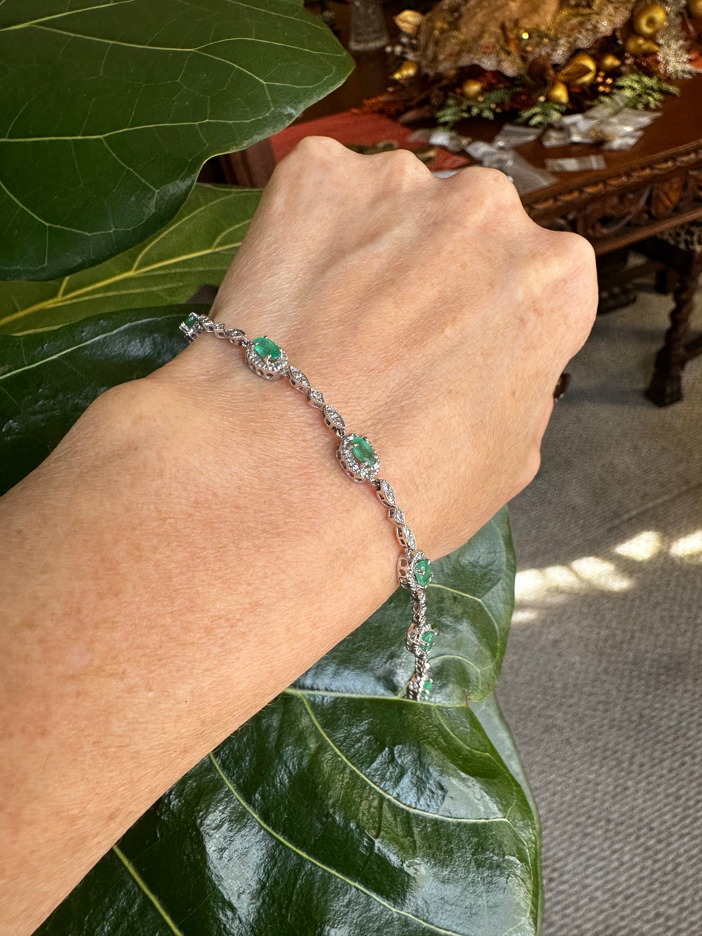 Emerald & Diamond White Gold Bracelet