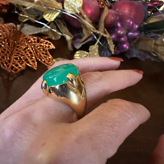 Vintage Signed SAROSI Chrysoprase Ring 18K Yellow Gold