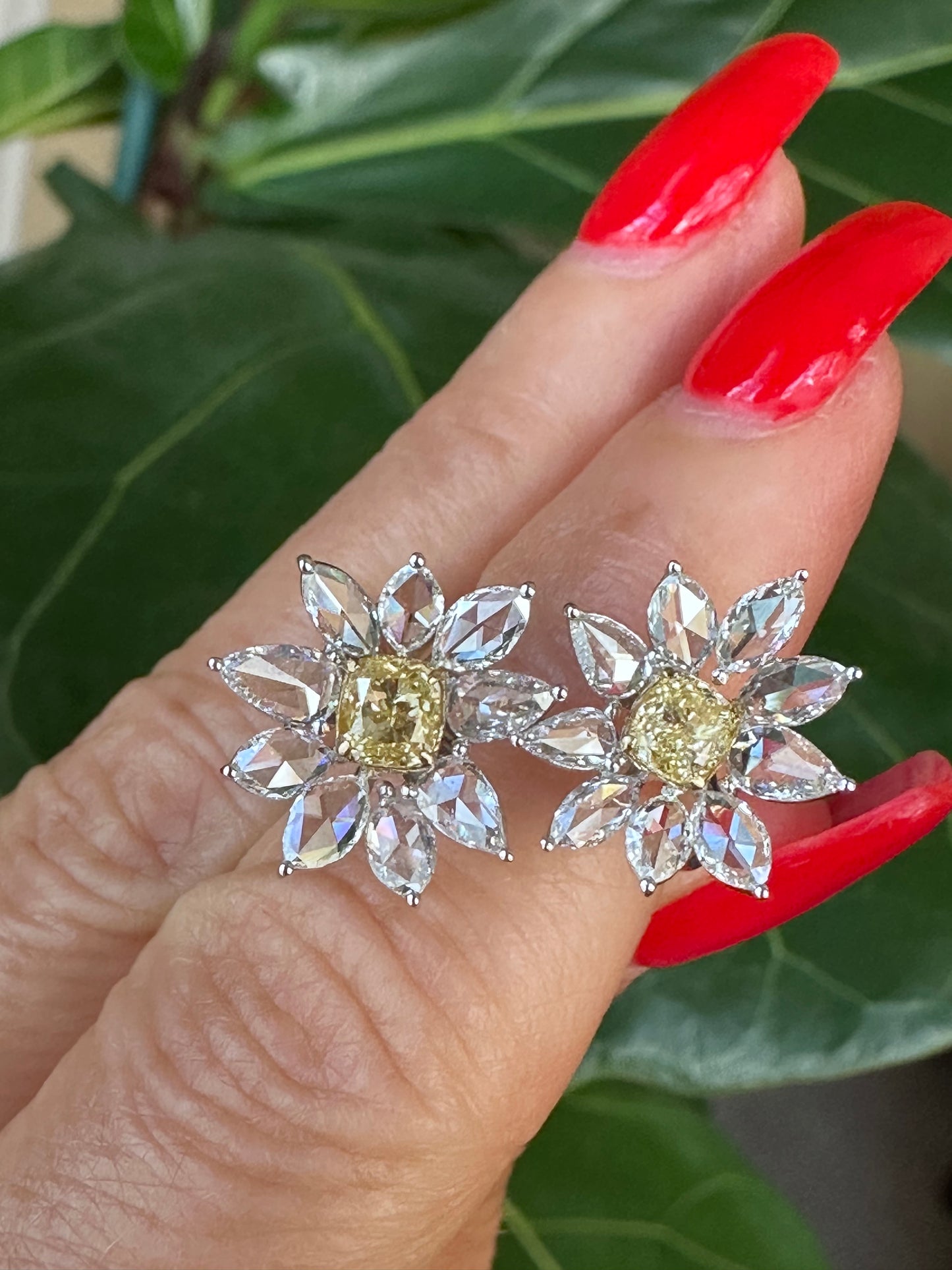 Rose Cuts & Fancy Yellow Diamond Daisy Flower Ring