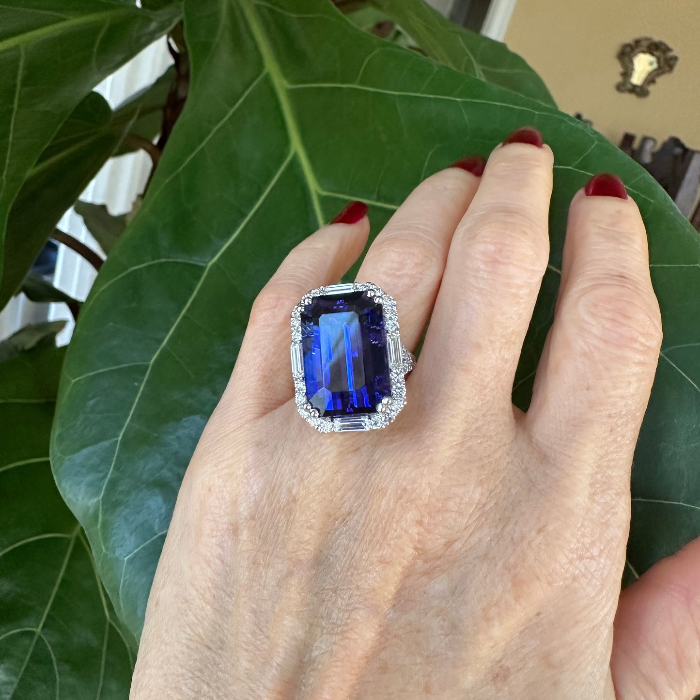 Stunning Tanzanite Emerald Cut Diamond Ring 18k White Gold