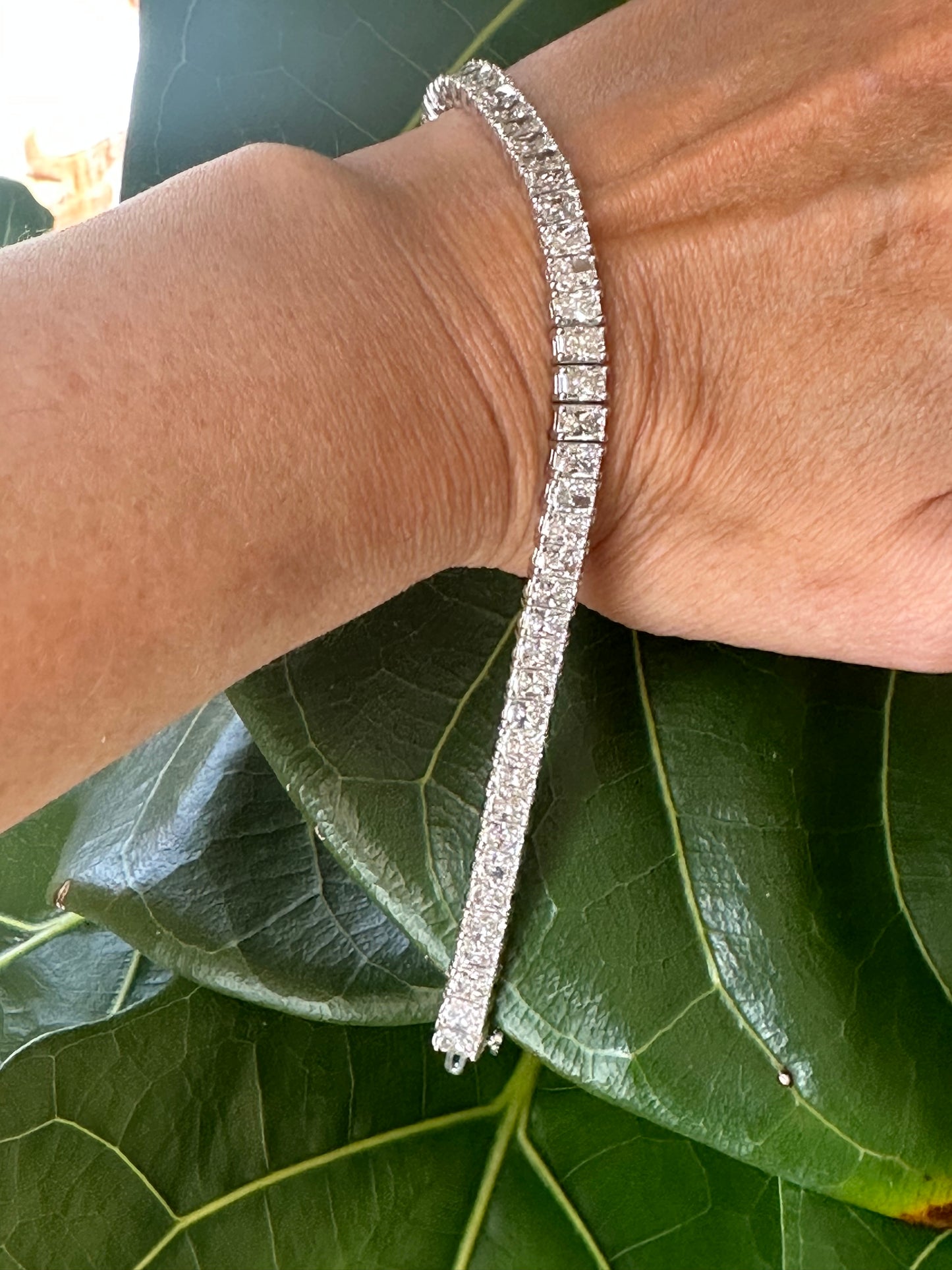 Radiant Cut Diamond Tennis Bracelet in White Gold