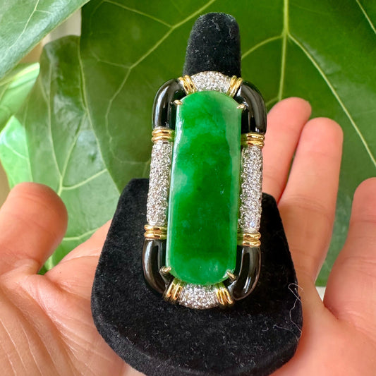 Jade Onyx and Diamond Yellow Gold Ring