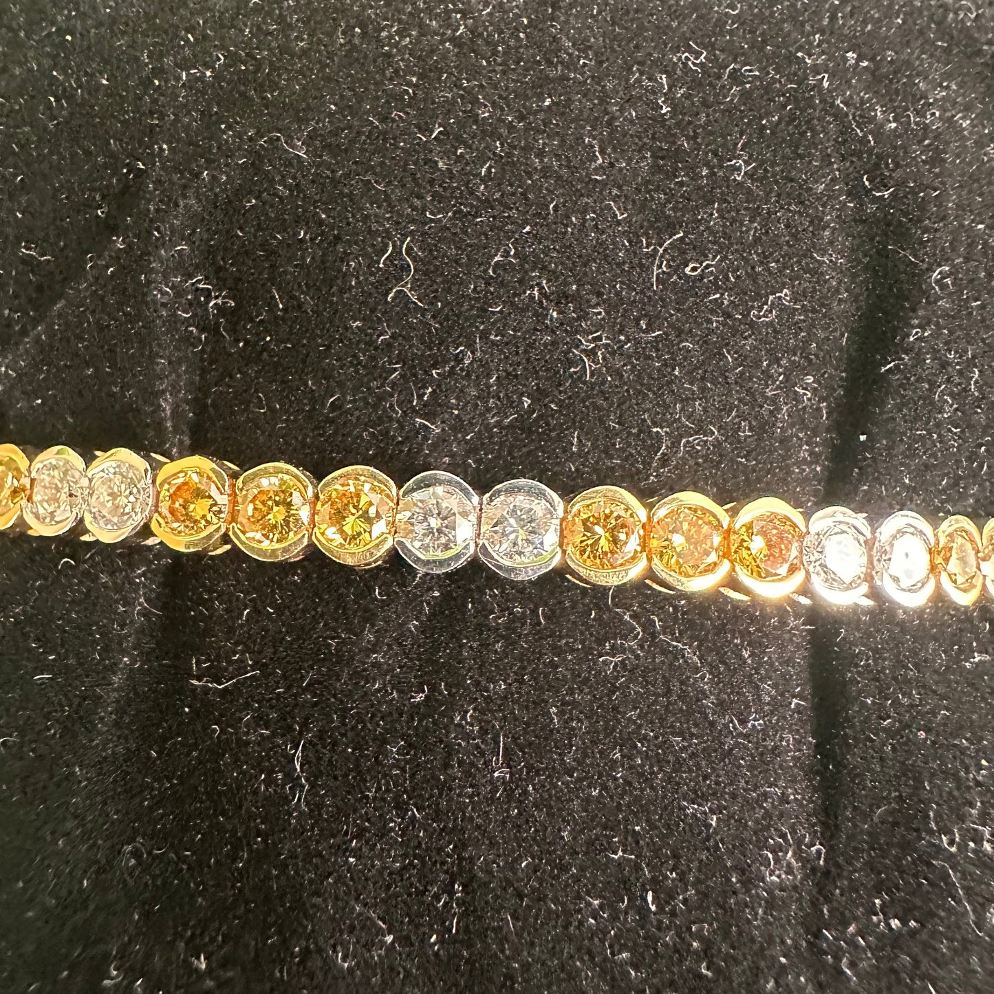 Fancy Intense Yellow & White Diamond Tennis Bracelet – 18k Yellow Gold