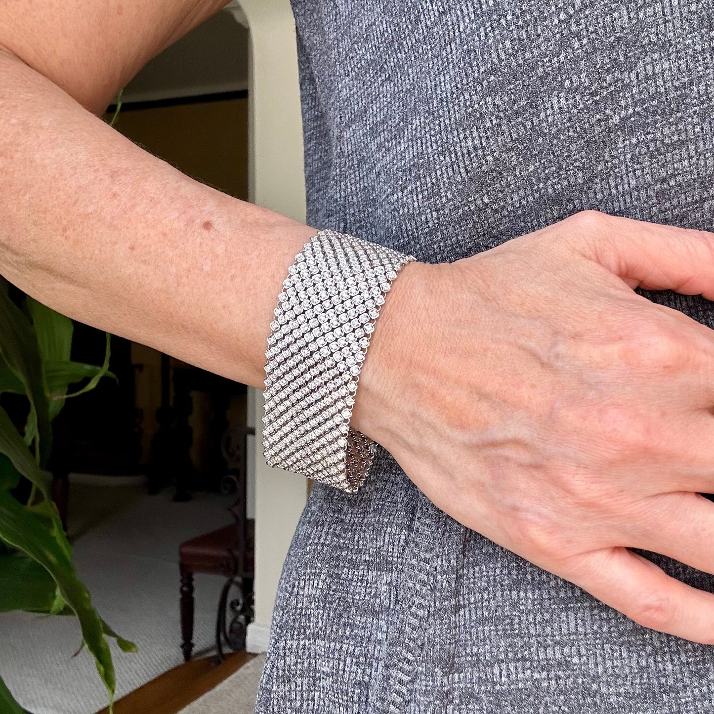 Wide Diamond Mesh Carpet Bracelet | 9.31ct Diamonds | 18k White Gold | 61.30g | 7.25" | Reversible