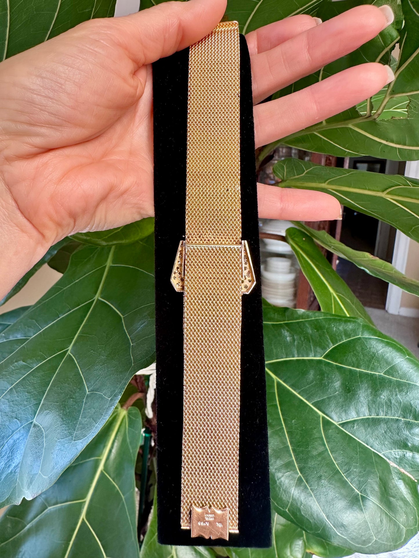 Antique Buckle/Belt Natural Diamond Bracelet 18k