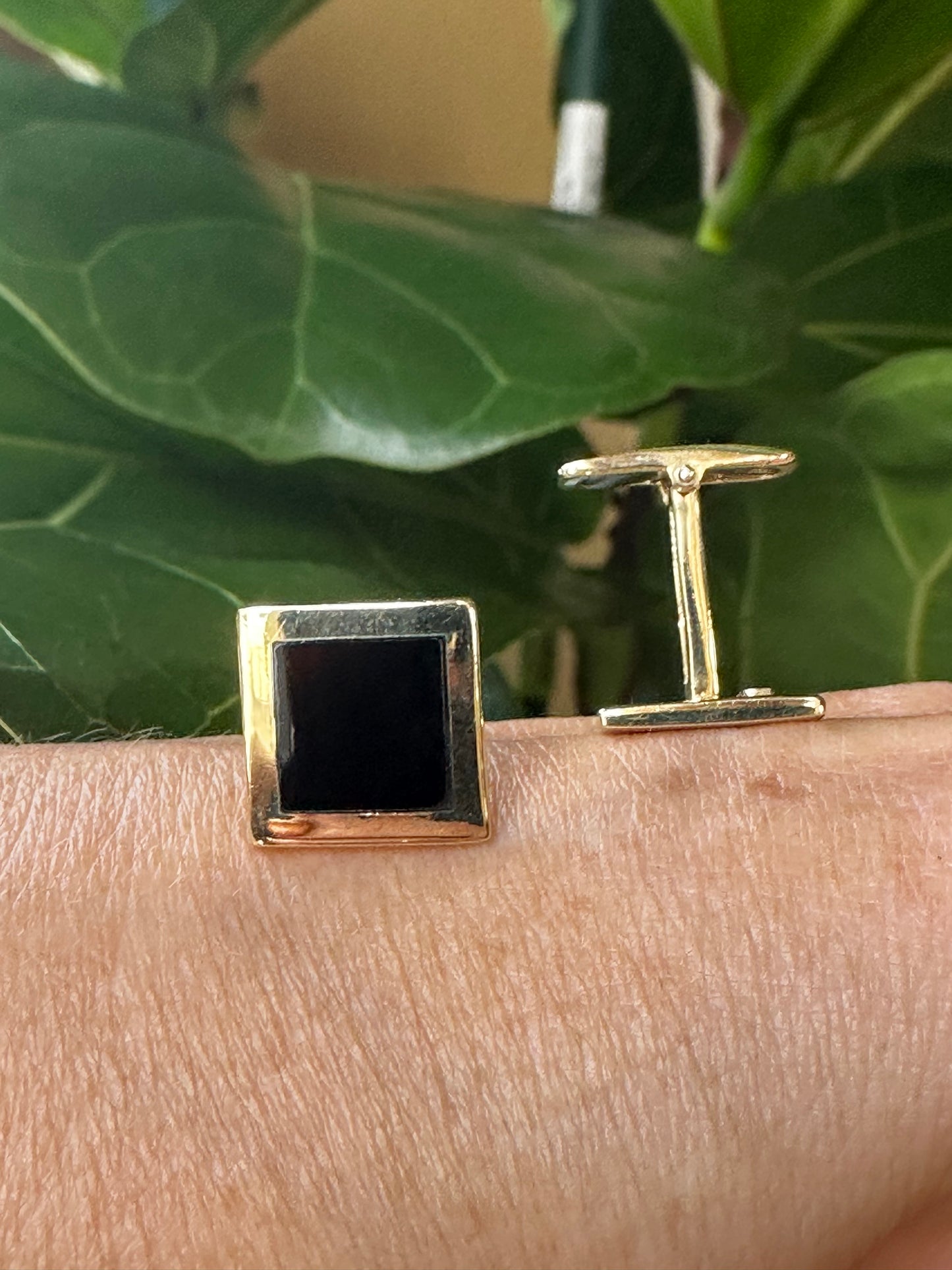 Cufflinks Black Onyx & 14k Yellow Gold