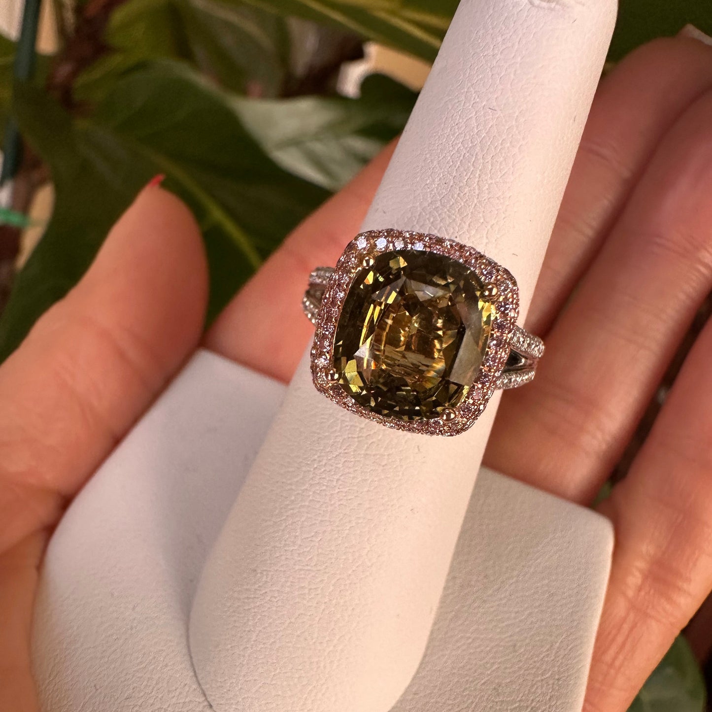 Color Changing Alexandrite Cushion Cut White & Pink Diamond Ring 18k
