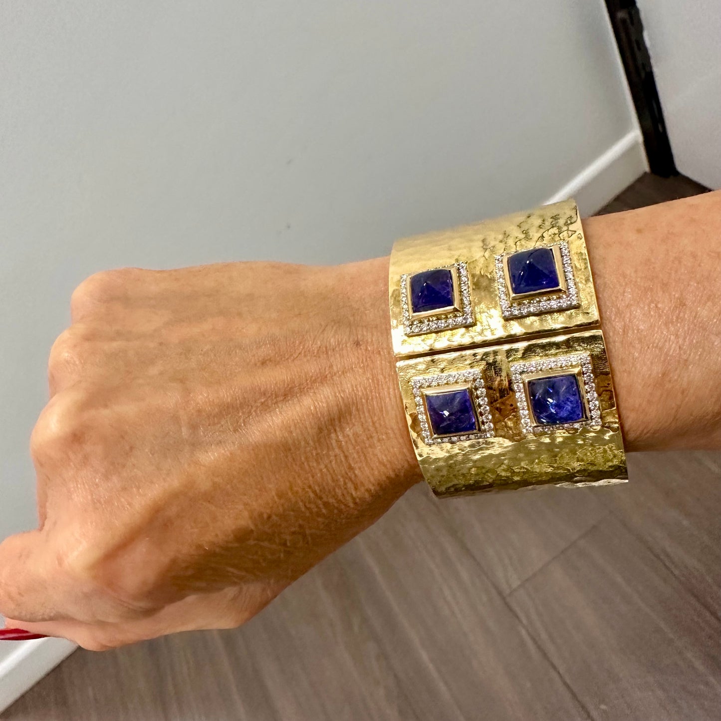 Tanzanite, Diamond & 18k Yellow Gold Cuff, Bangle, Bracelet