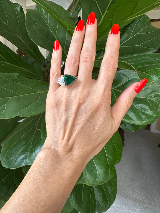 Triangular Brilliant Cut Diamond Triangular Step Cut Emerald Ring, Cocktail Ring, May Birthstone, Wedding Jewelry