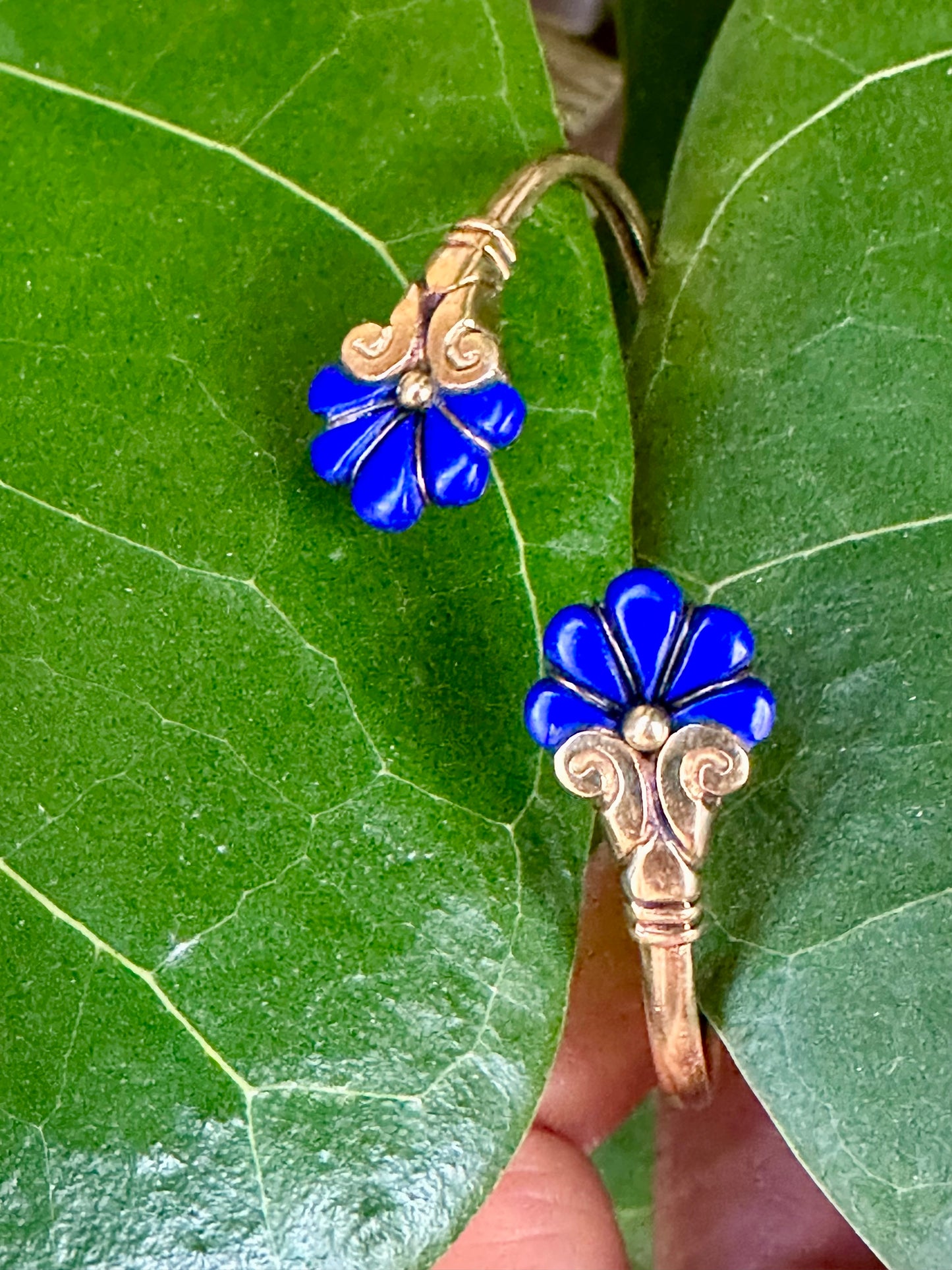 Vintage Carved Lapis Lazuli Floral Cuff 18k Yellow Gold