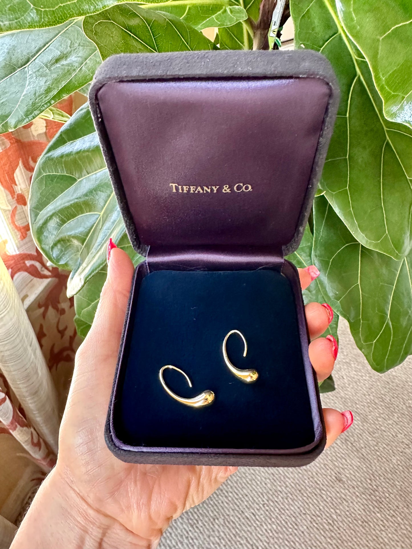 Tiffany & Co. Elsa Peretti Spain Teardrop 18k Hoop Earrings