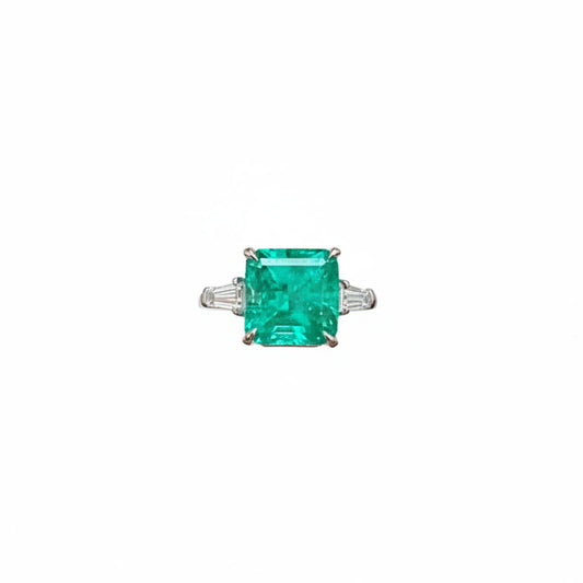 5.60 Natural Emerald Diamond Ring