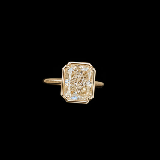 GIA Natural Diamond Ring